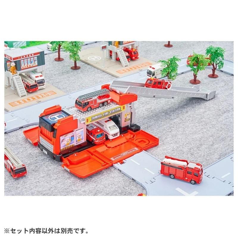 TOMICA