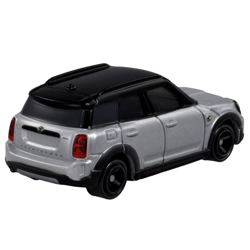 TOMICA