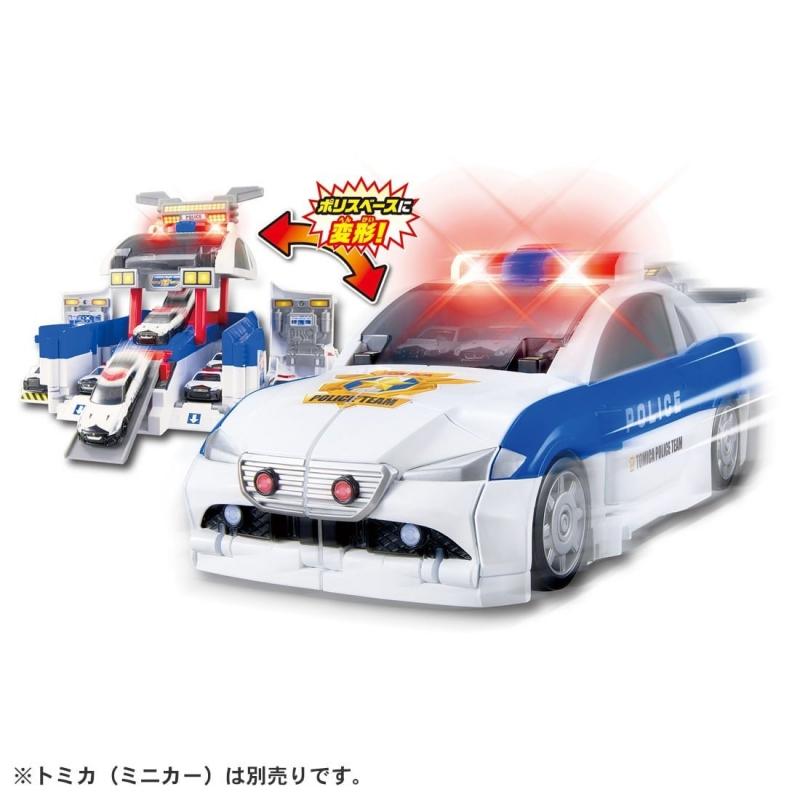 TOMICA