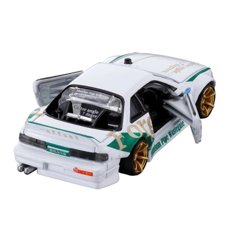 TOMICA