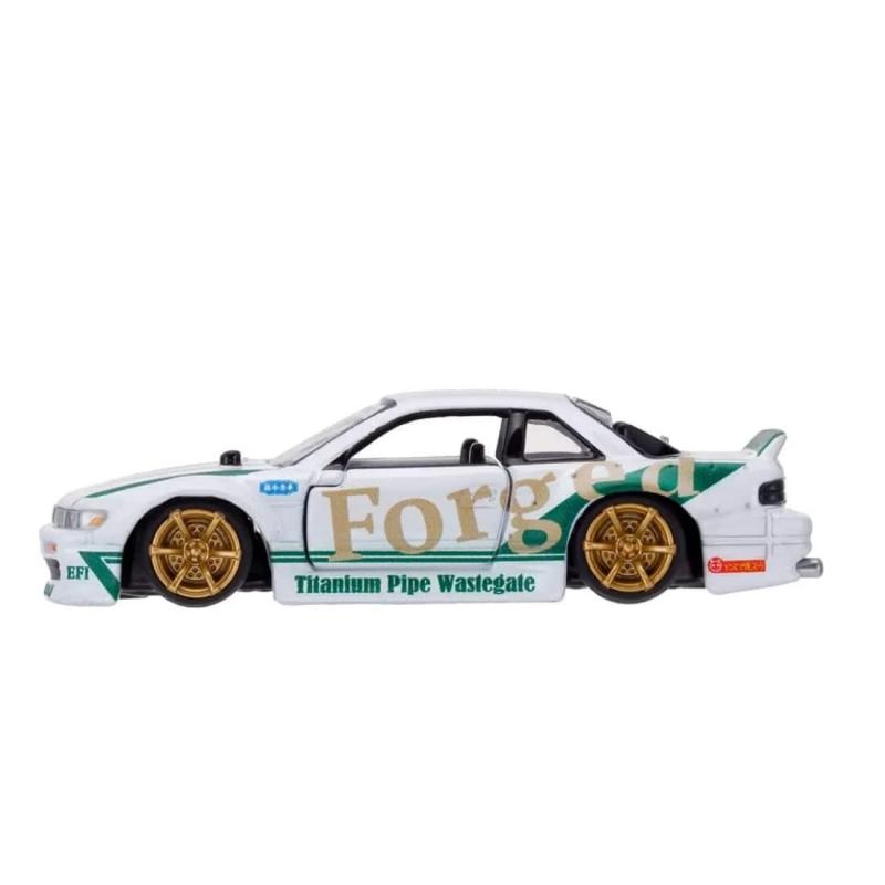 TOMICA