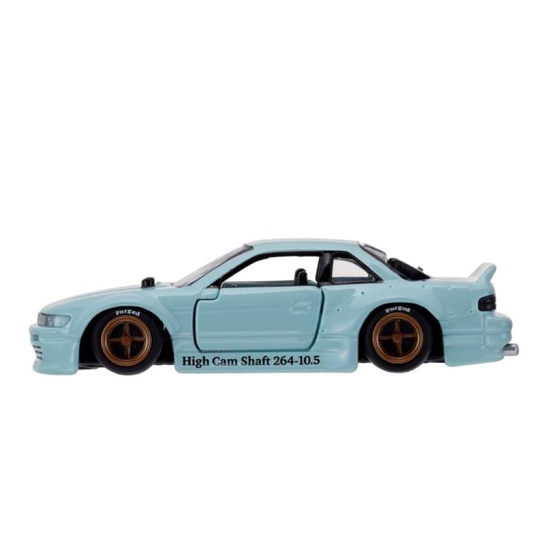 TOMICA