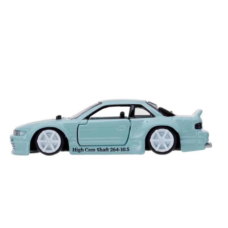 TOMICA