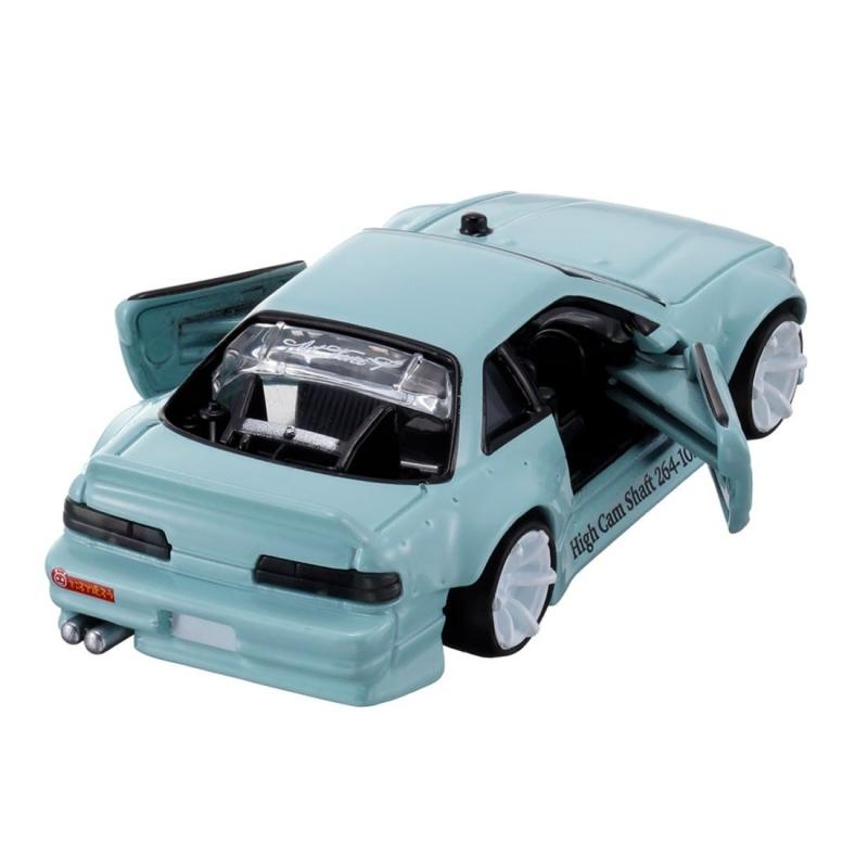 TOMICA